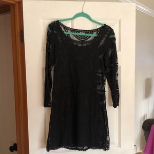 Lace overlay Express Dress in black